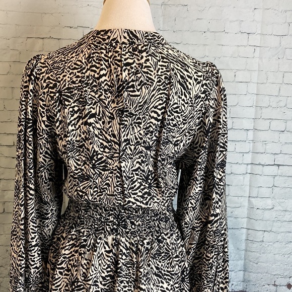 MSCH Copenhagen Annabella Long Sleeve Pockets Dress M Minimalist Scandi Girl - Picture 10 of 15